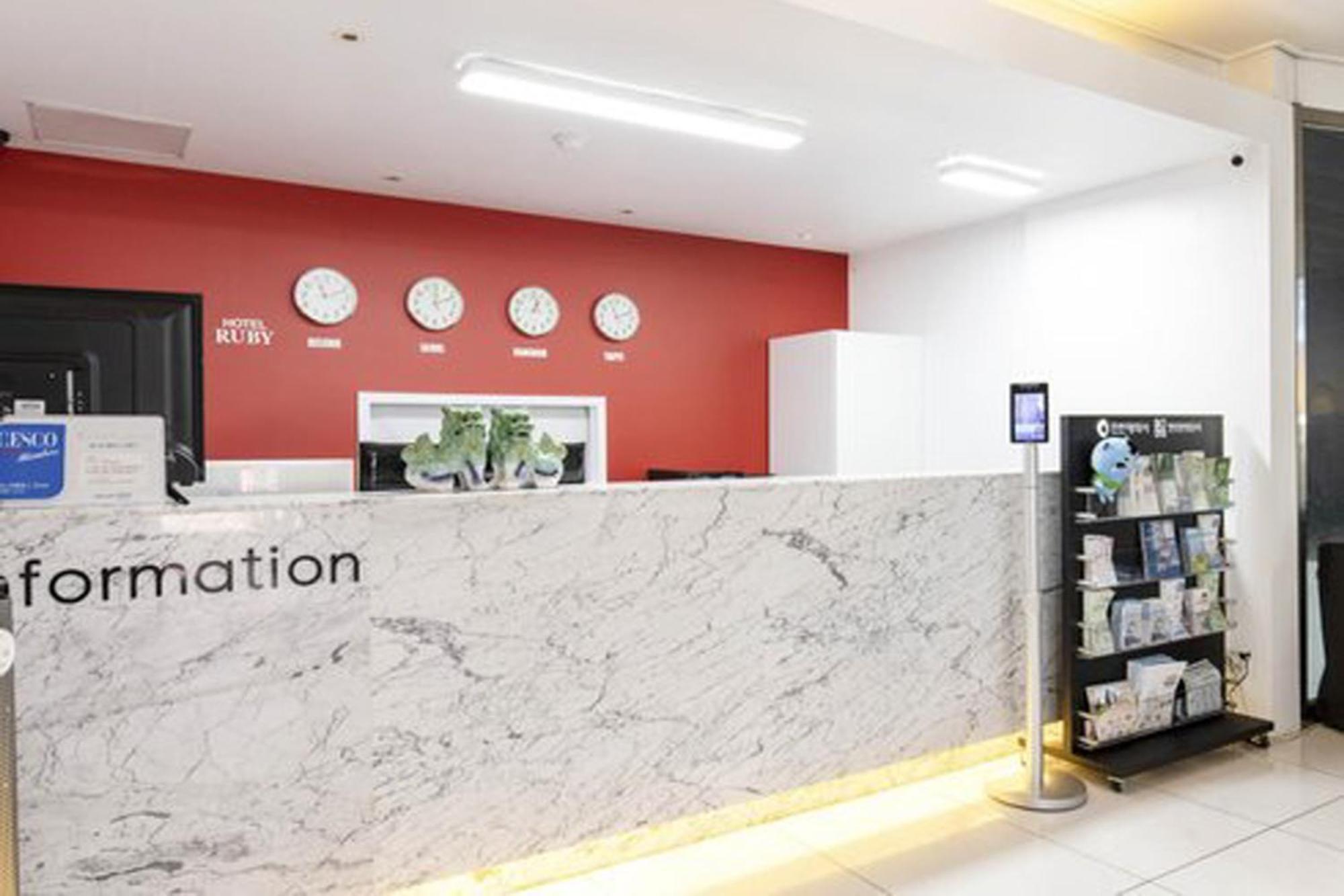 G Tourist Hotel Wolmido Incheon Bagian luar foto
