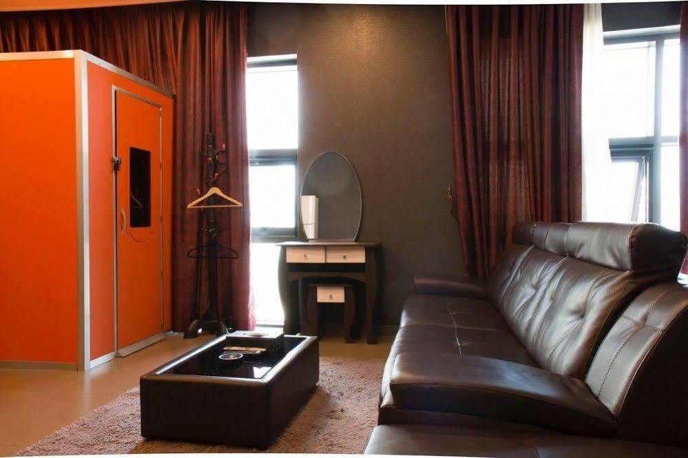 G Tourist Hotel Wolmido Incheon Bagian luar foto