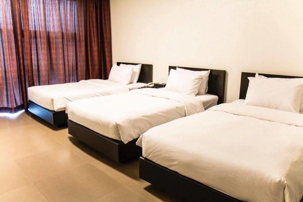 G Tourist Hotel Wolmido Incheon Bagian luar foto