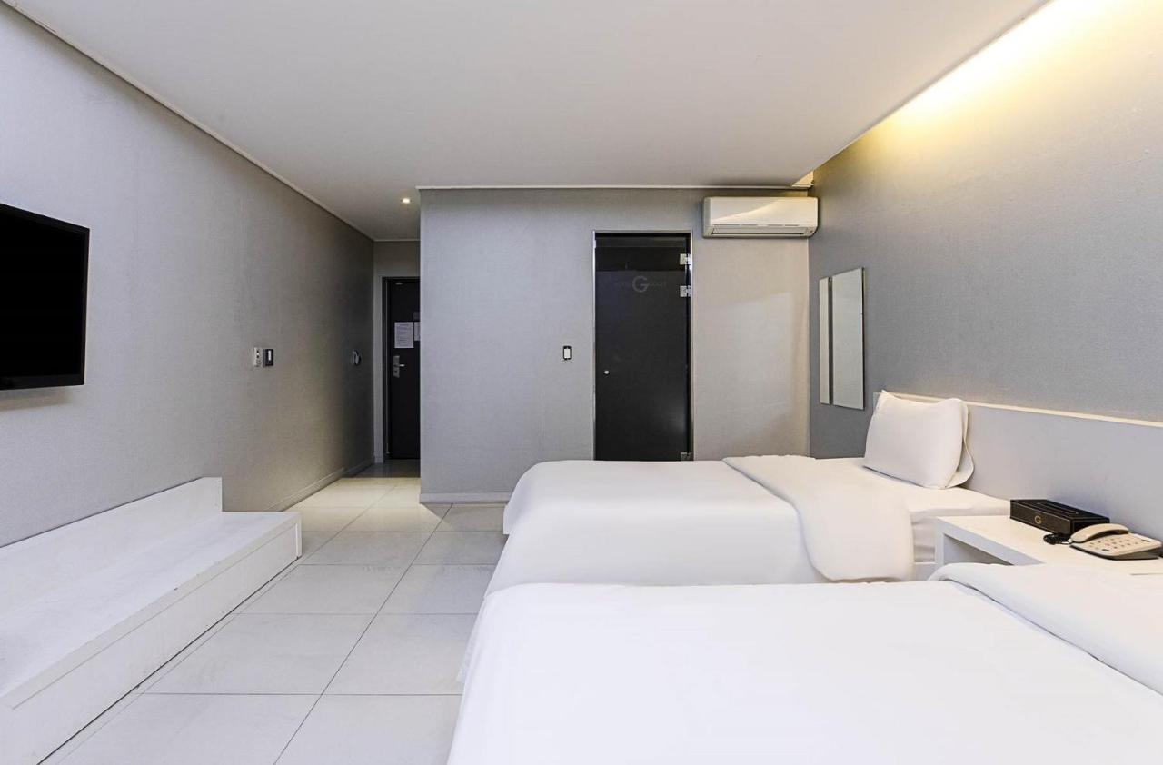 G Tourist Hotel Wolmido Incheon Bagian luar foto